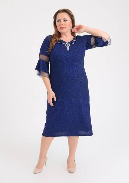 50'nci yıldönümü için elbise seçimi