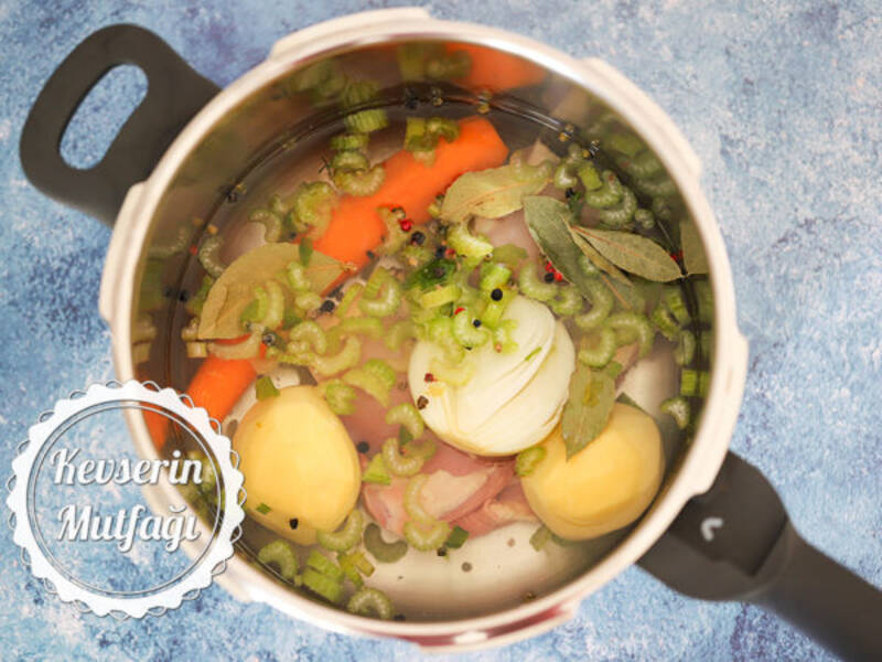 Tütsülenmiş tavuk saklamak hakkında her şey