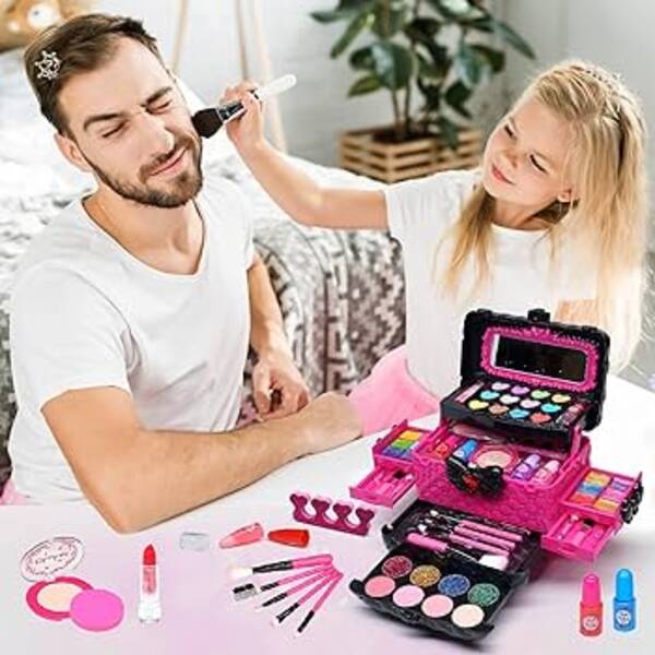 Genç kızlar için makyaj seçenekleri 14 yaş