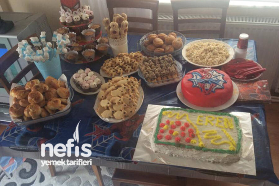 14 yaşında bir kızın doğum günü nasıl kutlanır??