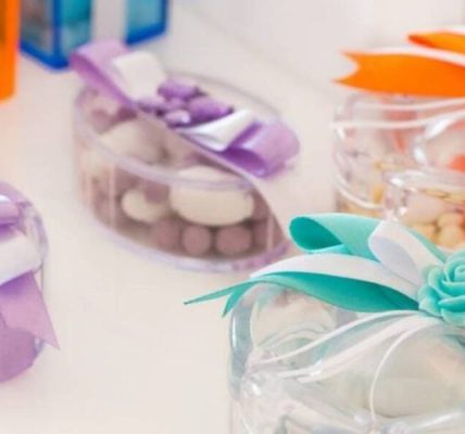 Hediyeler şeffaf ambalajlarla nasıl güzelce süslenir??