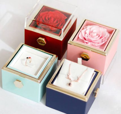 Yeni evlilerden ebeveynler için pratik ve orijinal düğün hediyeleri fikirleri