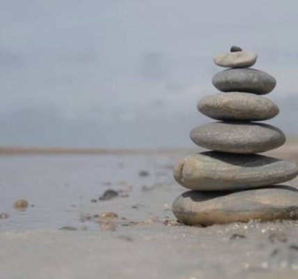 Gazete tüplerinden mobilya nasıl örülür??