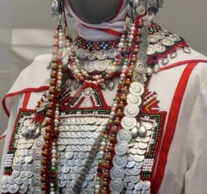 Başkurt ulusal kostümü