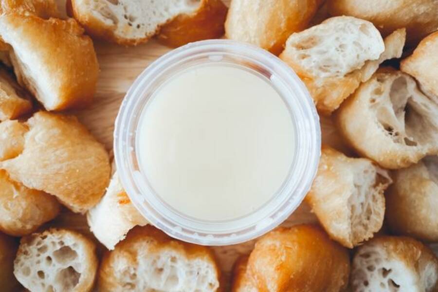 Ne kadar yoğunlaştırılmış süt saklanabilir?