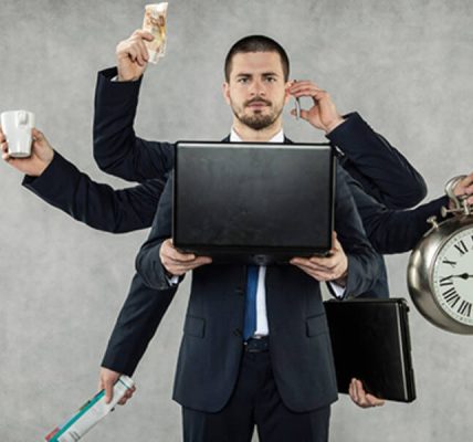 Bir satış elemanı hangi niteliklere sahip olmalıdır??