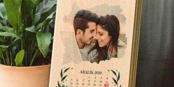Ebeveynlere ve arkadaşlara 20. evlilik yıldönümünde hangi hediyeler verilir??