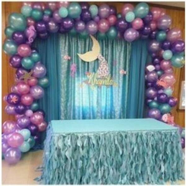 Yarışmalar ve 12 yaş doğum günü partisi için senaryolar