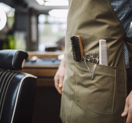 Evrensel kuaför: mesleğin tanımı, görevleri ve gereksinimleri