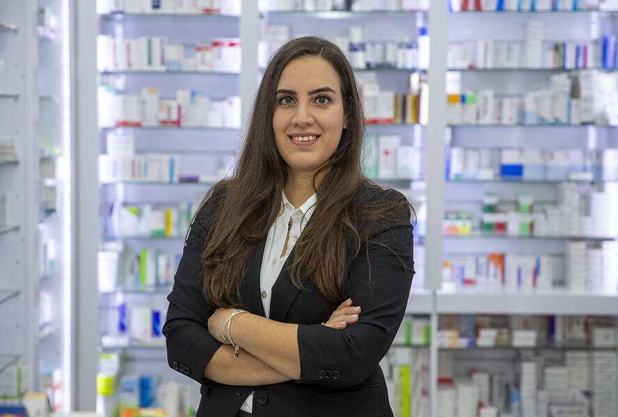 Eczacı-analist kimdir ve ne iş yapar??