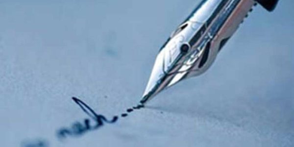 Sekreter-referans kimdir ve ne iş yapar??