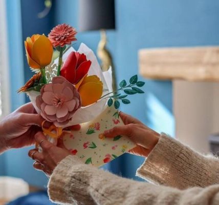 Bir arkadaşınız için kendi ellerinizle nasıl hediye yapabilirsiniz??