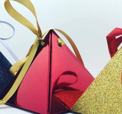 Saten kurdeleden güzel bir fiyonk nasıl bağlanır?