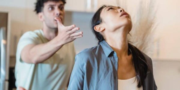 Kıskanç koca: nedenleri ve sorunun üstesinden gelmenin yolları