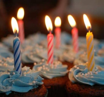 Sınıf arkadaşlarınıza doğum günü için ne verebilirsiniz??