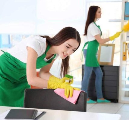 Çocuk bakım asistanı: iş tanımı, görevler ve gereklilikler