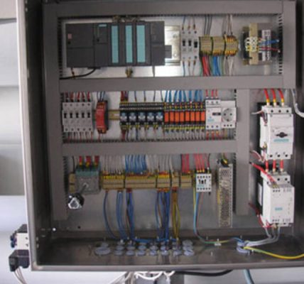 Elektrik tesisatçısı: mesleğin tanımı ve iş tanımı