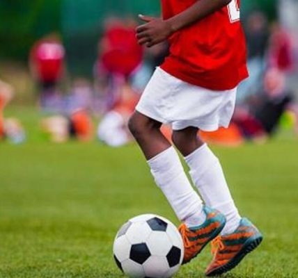 Bir futbolcuya ne vermeli?