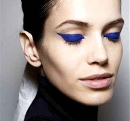 Basit su makyajı çizimleri