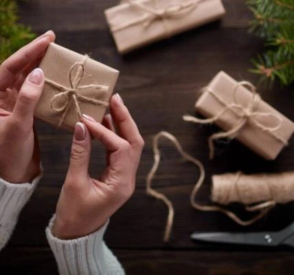 Kendi elleriyle bir hediye kutusu yapmanın yolları