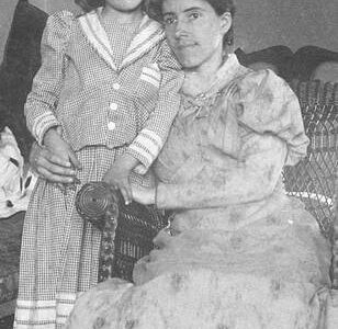 Bir kadın kocasının ilk evliliğinden olan çocuğundan nefret ediyorsa ne yapmalı??